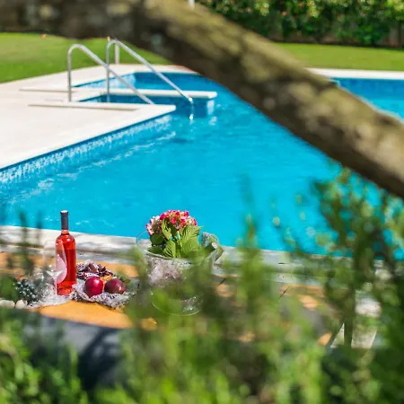 Luxurious In Salambati With Swimming Pool Willa *