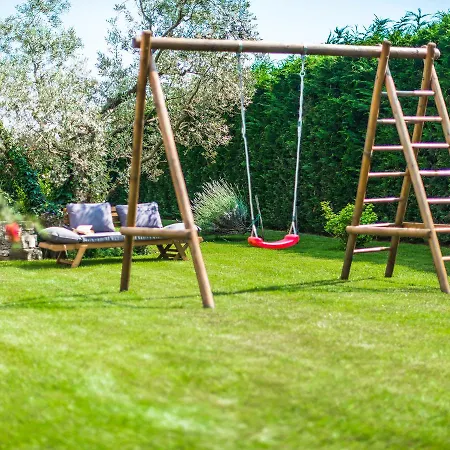Luxurious In Salambati With Swimming Pool Smoljanci